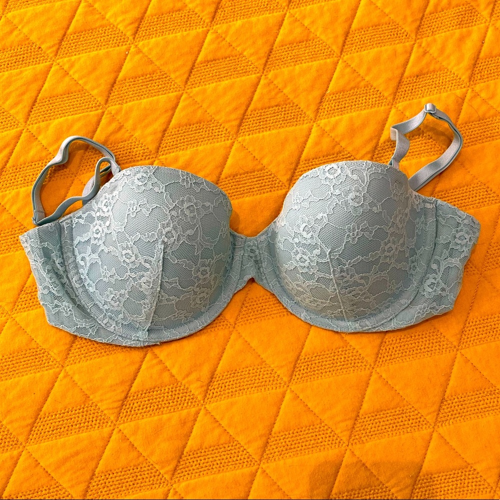 Victoria’s Secret Lacey Push Up Bra Multi-way